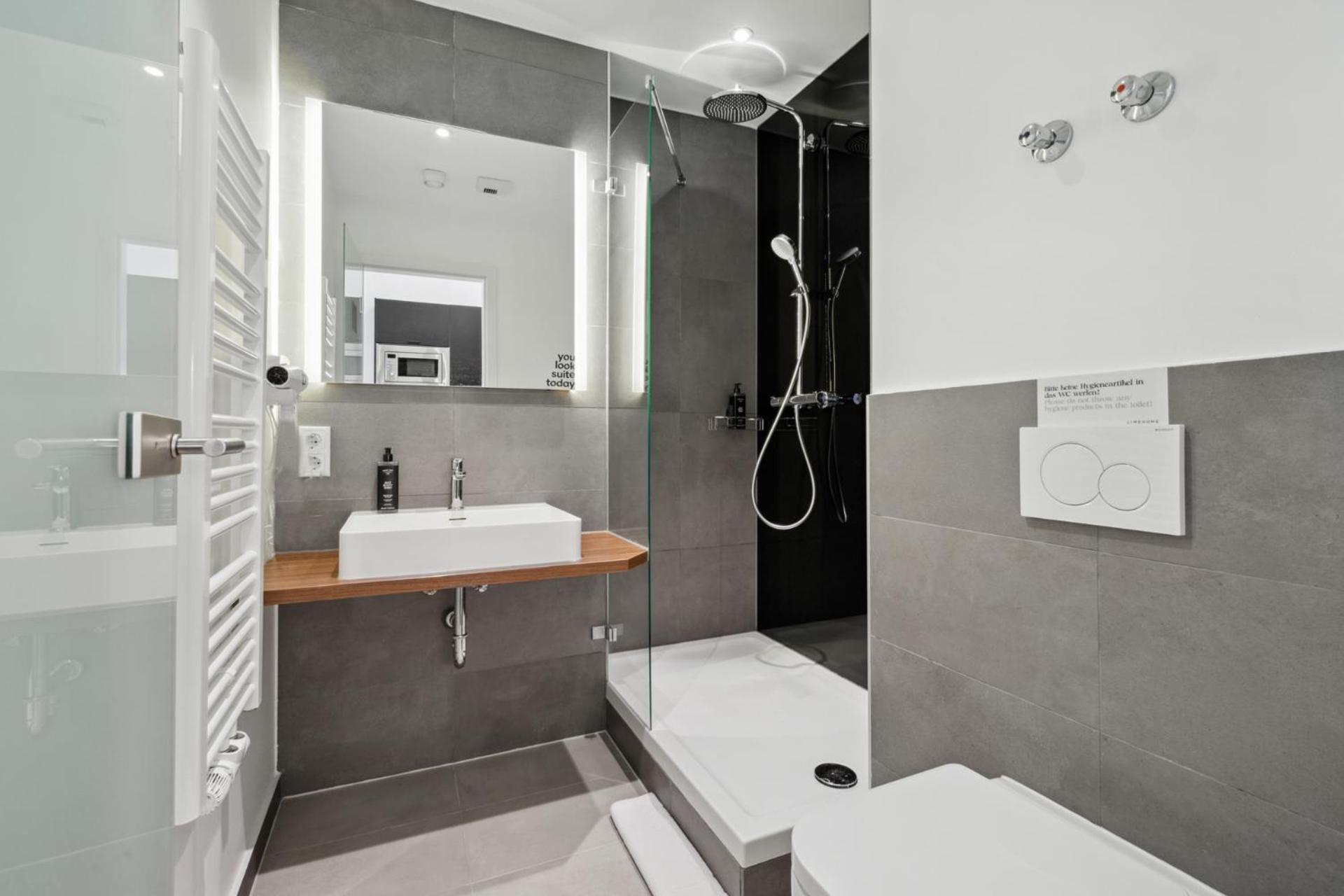 Limehome Munich Fritz-Erler Str Zewnętrze zdjęcie