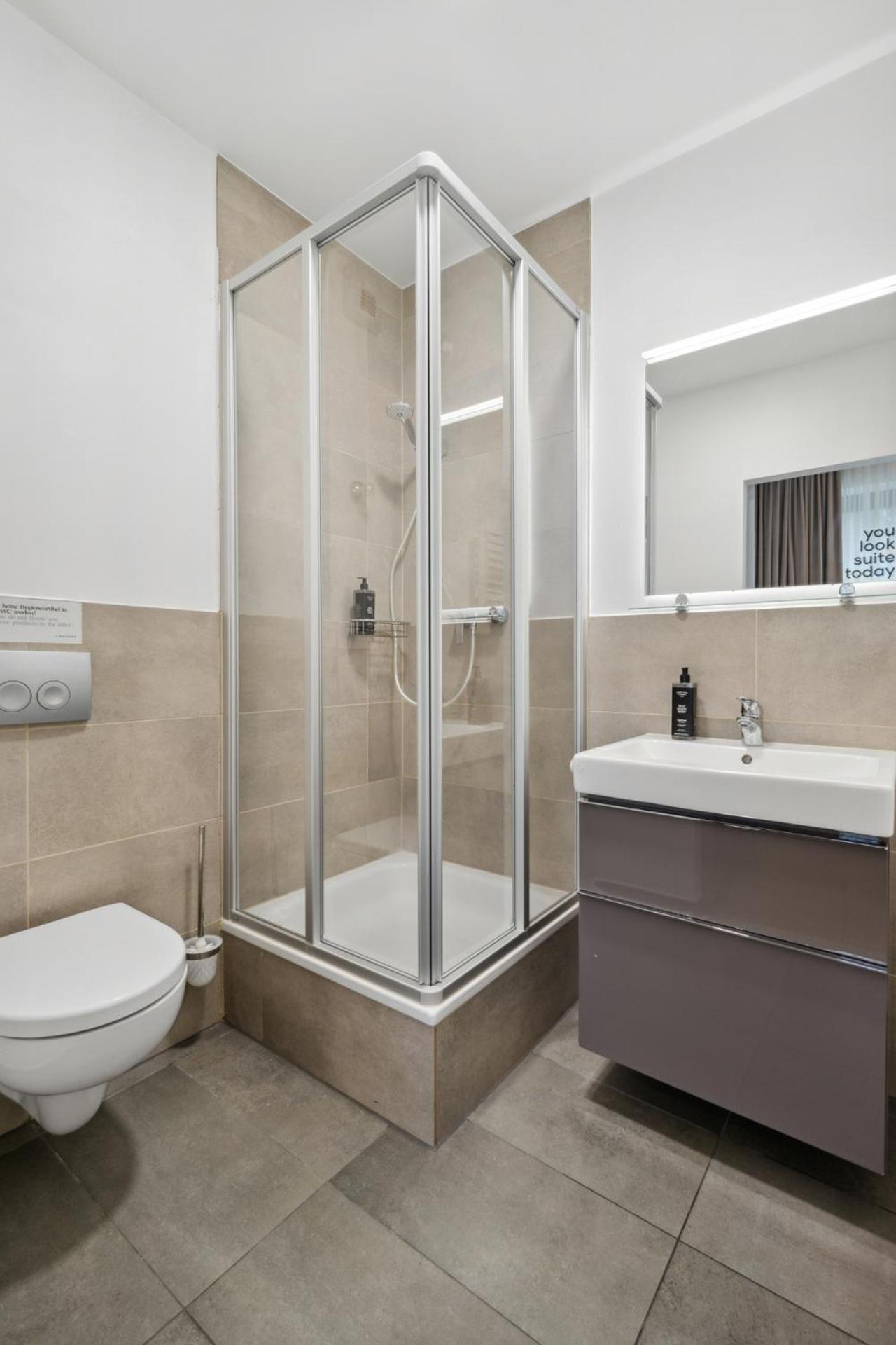 Limehome Munich Fritz-Erler Str Zewnętrze zdjęcie
